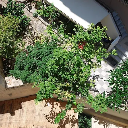 Lovely Boutique 2-bedroom Apartment. Olympia. Iraklio